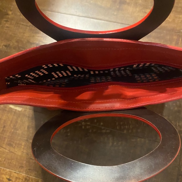 Vintage Red Handbag - Picture 2 of 2